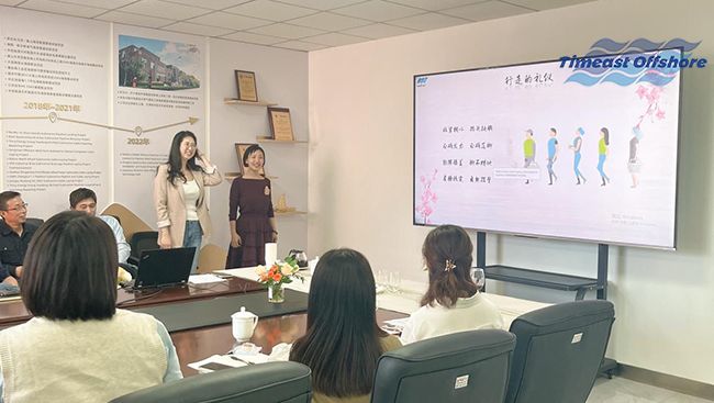 ְ��������ѵ����֪��������