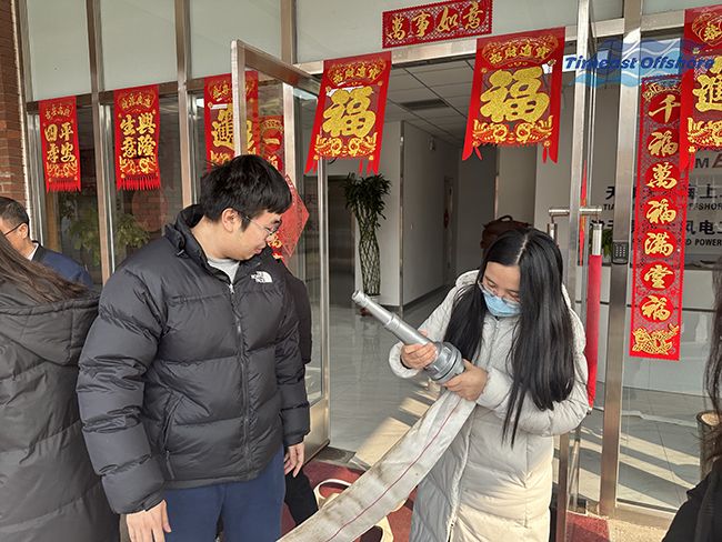 �ػ���˾�����ߣ���ʵ������ȫ��ѵ